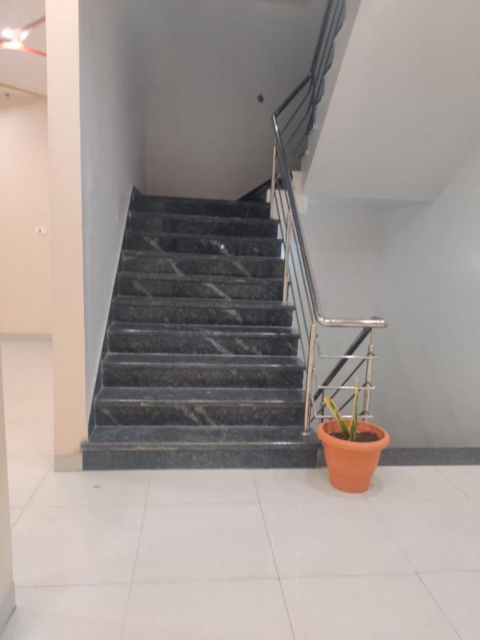 Hotel Hariram Tower Wardha Dış mekan fotoğraf