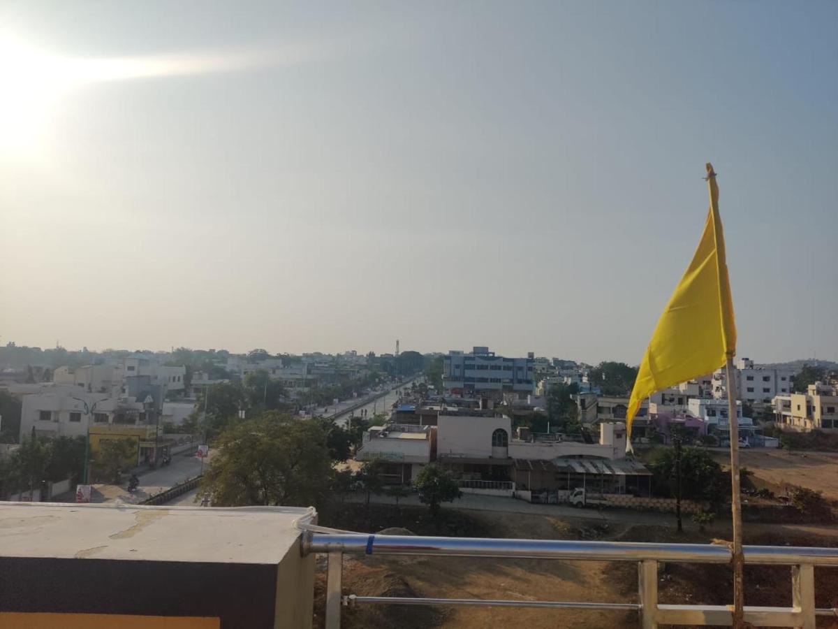 Hotel Hariram Tower Wardha Dış mekan fotoğraf
