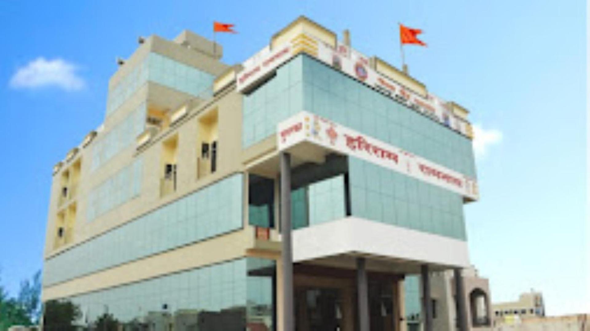 Hotel Hariram Tower Wardha Dış mekan fotoğraf